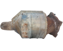 Викуп каталізатора 96FB-5E211-GD 1036439 Марка автомобіля Ford     Вставка каталізатора Кераміка Тип палива Бензин