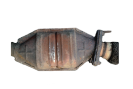 Викуп каталізатора 97BB-5E212-ED 97BB-5E242-HC Марка автомобіля Ford     Вставка каталізатора Кераміка Тип палива Бензин