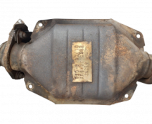 Викуп каталізатора E6SC AA GUY Марка автомобіля Ford     Вставка каталізатора Кераміка Тип палива Бензин