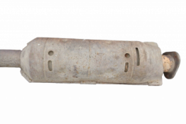 Викуп каталізатора F7UA DF TWO Марка автомобіля Ford     Вставка каталізатора Кераміка Тип палива Бензин