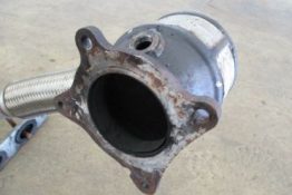 Викуп каталізатора KA 3200 82031129 / 103R-000101 Walker Марка автомобіля Walker     Вставка каталізатора Кераміка Тип палива Бензин Каталітична марка Walker