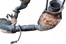 Викуп каталізатора YF1C 5E212 BA M0 098 GOR / Марка автомобіля Ford     Вставка каталізатора Кераміка Тип палива Бензин