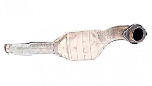 Викуп каталізатора YR23 5E211 AB Марка автомобіля Ford     Вставка каталізатора Кераміка Тип палива Бензин