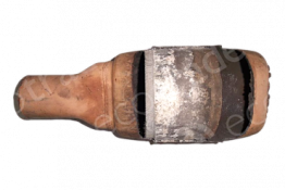 Викуп каталізатора 9202392  Zeuna Starker Марка автомобіля Volvo     Вставка каталізатора Кераміка Тип палива Бензин Каталітична марка Zeuna Starker