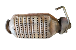 Викуп каталізатора S96 Марка автомобіля Toyota     Вставка каталізатора Кераміка Тип палива Бензин