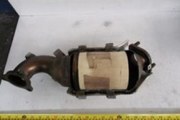 Викуп каталізатора Triton ZU Марка автомобіля Mitsubishi     Вставка каталізатора Кераміка Тип палива Бензин