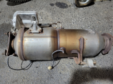 Викуп каталізатора 236AD Марка автомобіля Chrysler   Рік автомобіля 2014|2015|2016|2017|2018 Вставка каталізатора Кераміка Тип палива Бензин